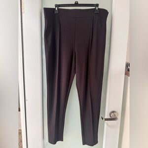 Attention Black Sleek Streamlined Design